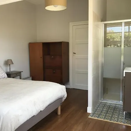 Arcachon, 4 Bedrooms, 9 Persons - Fr-1-433-10 * Аркашон