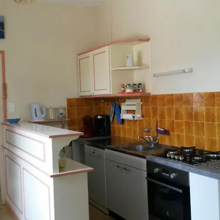 Arcachon, 4 Bedrooms, 9 Persons - Fr-1-433-10 Вилла Аркашон