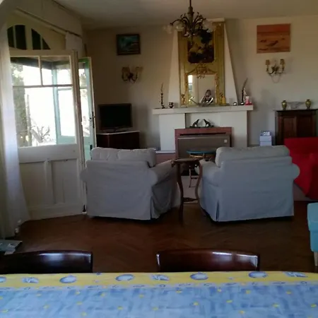 Вилла Arcachon, 4 Bedrooms, 9 Persons - Fr-1-433-10 *
